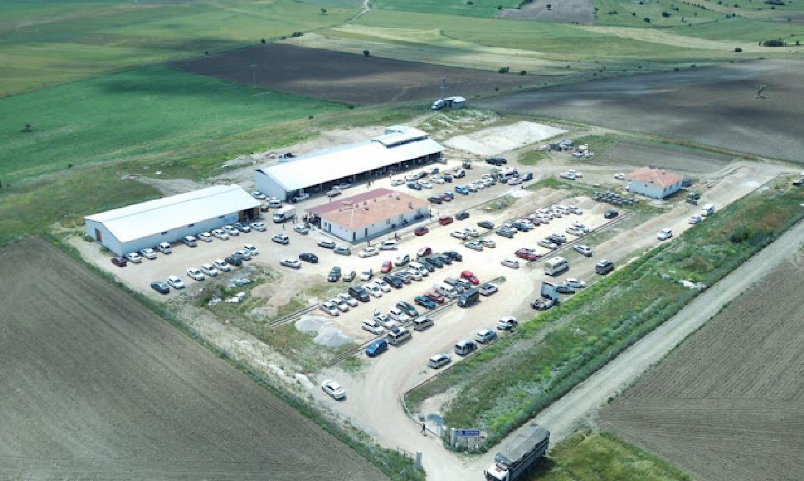 Osmangazi Besi Çiftliği - Biz Kimiz